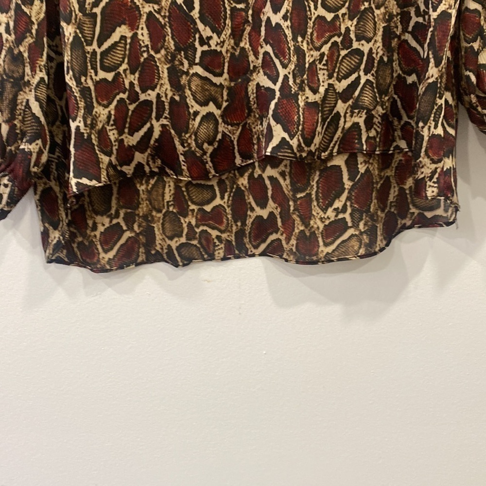 ZARA Animal Print Flowy V-Neck with Neck Tie - Picture 11 of 15